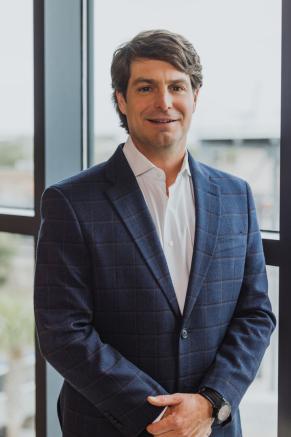 A headshot of Lindsey Nevin